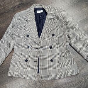 Vintage Georgio Armani Blazer Size Large  100% Wool